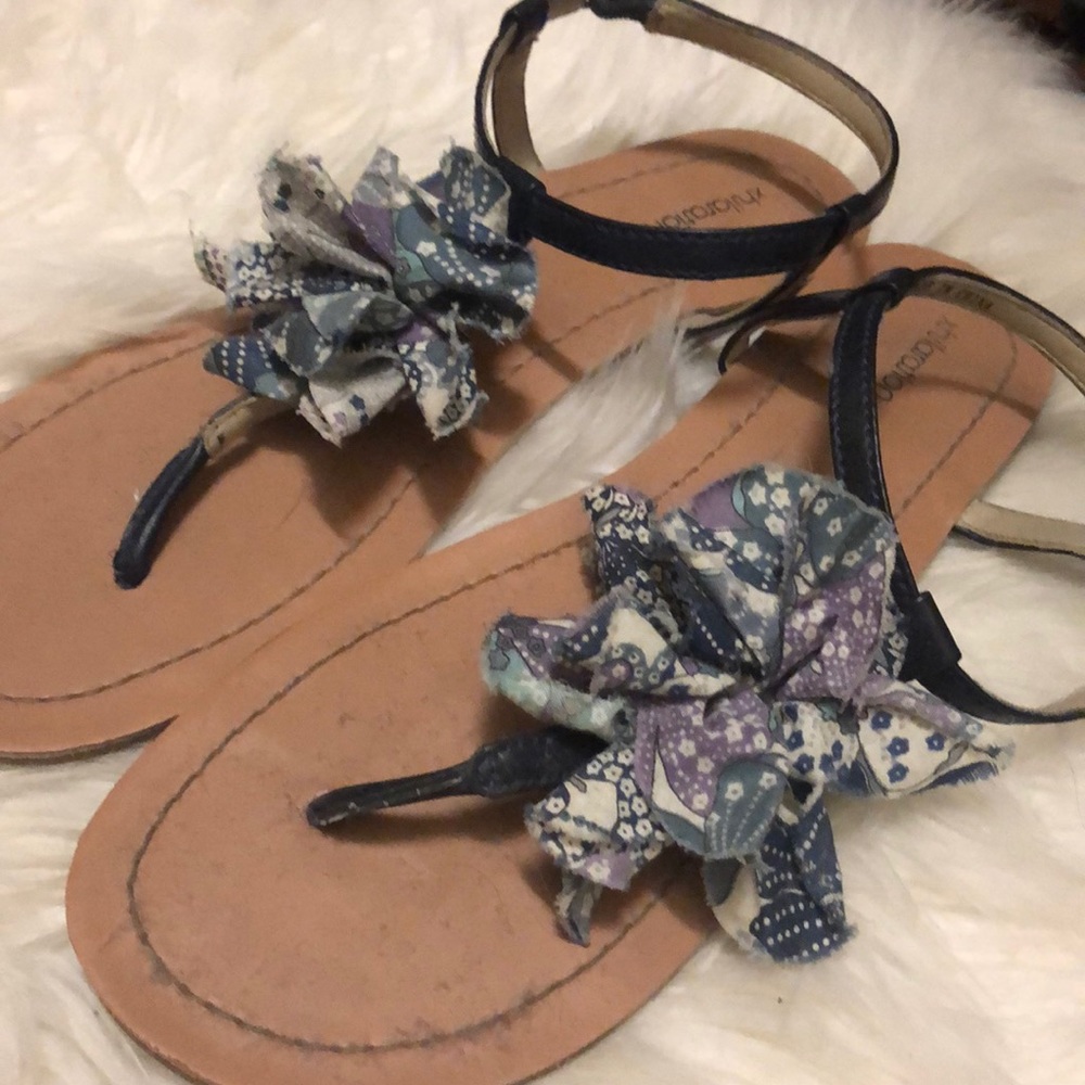 Floral Sandals (Navy, Multi) - Picture 3 of 3